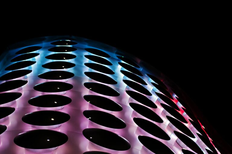 Cómo elegir la iluminación LED ideal para detectar imperfecciones en el corte
