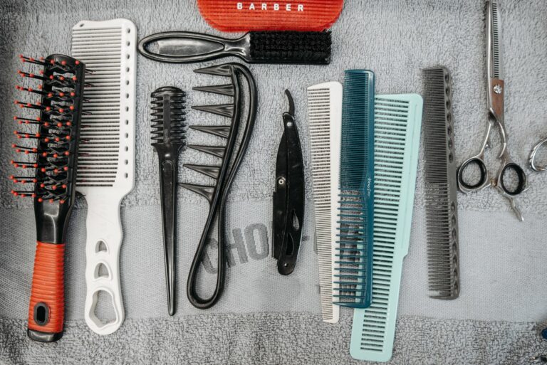 Cómo esterilizar peines y cepillos con amonio cuaternario: Guía práctica