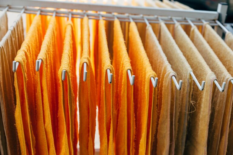 Pasos para optimizar la absorción y textura de tus toallas antes del secado mecánico