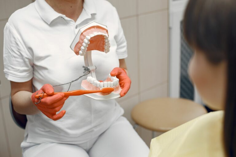 Técnicas de cepillado dental: Guía para una higiene oral efectiva y personalizada